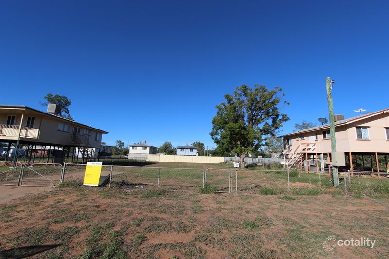 14 Ridge St, Charleville, QLD 4470