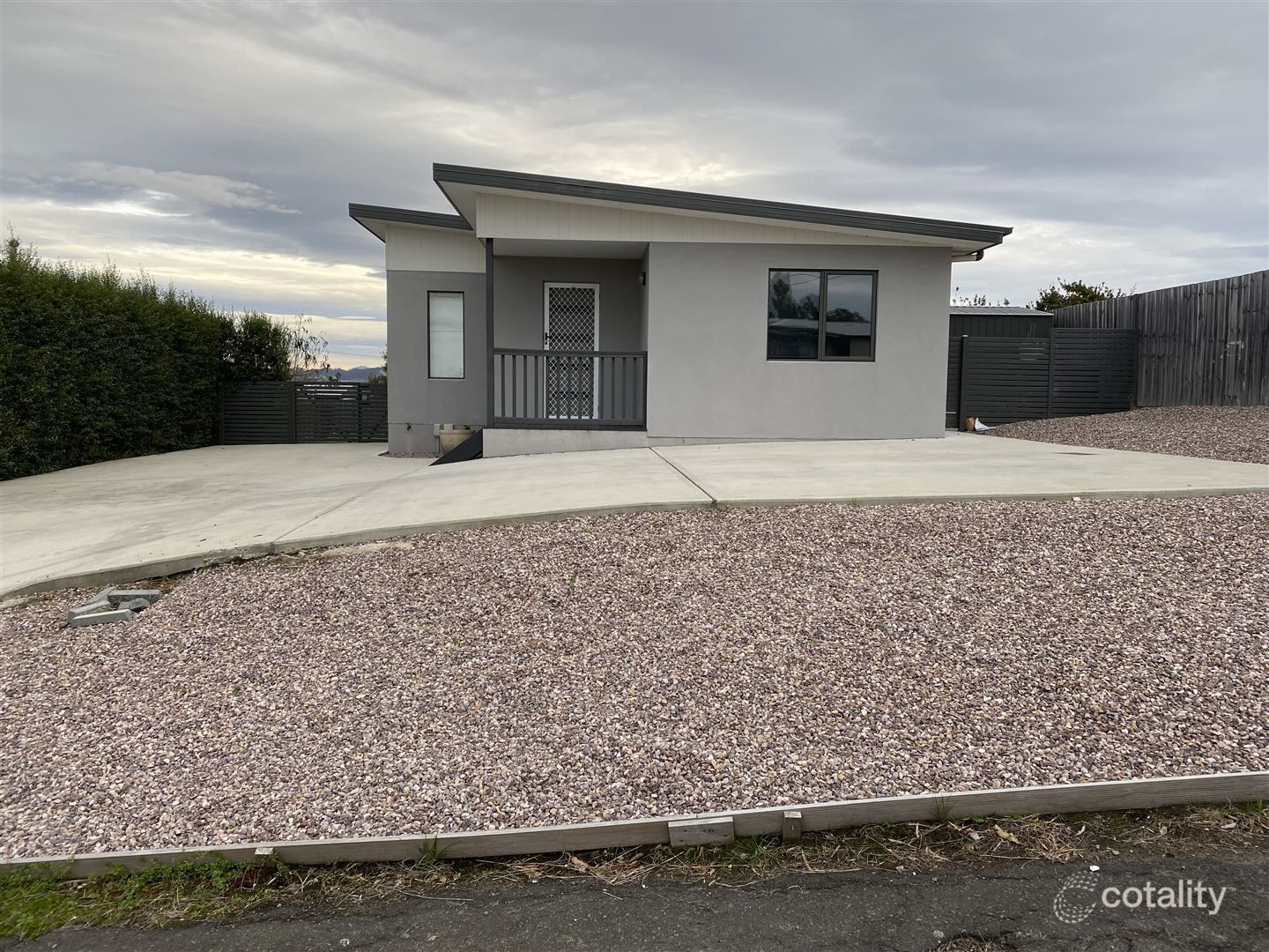 8 Vancouver St, Midway Point, TAS 7171