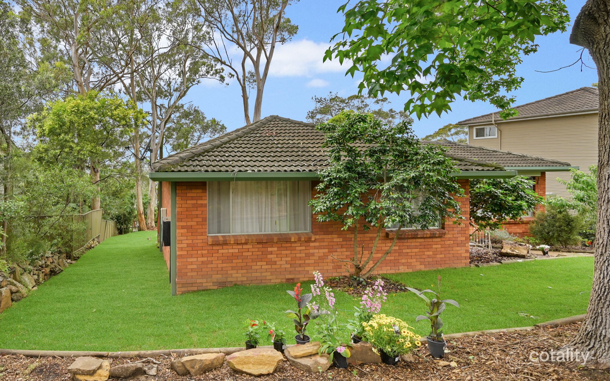 32 Hume Rd, Lapstone, NSW 2773