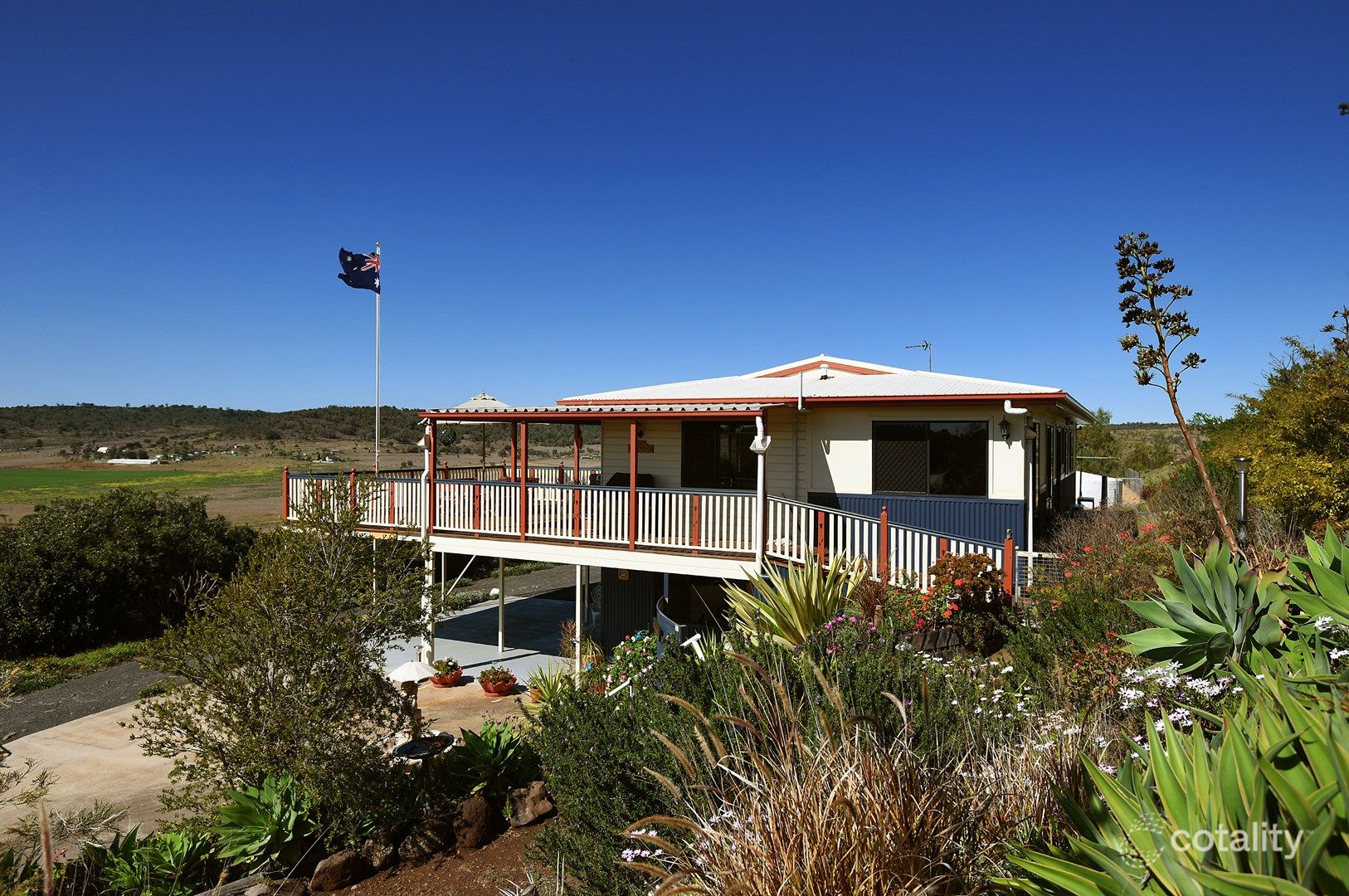 11 Lynda Ct, Glencoe, QLD 4352