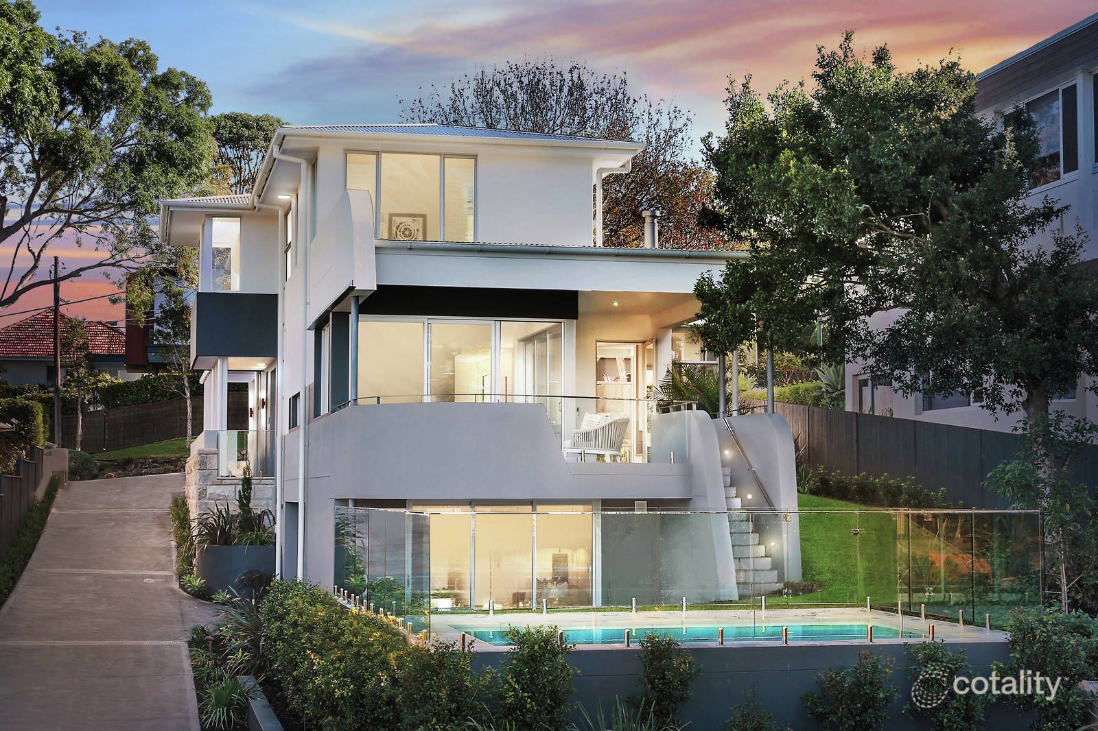 6 Panorama Pde, Seaforth, NSW 2092