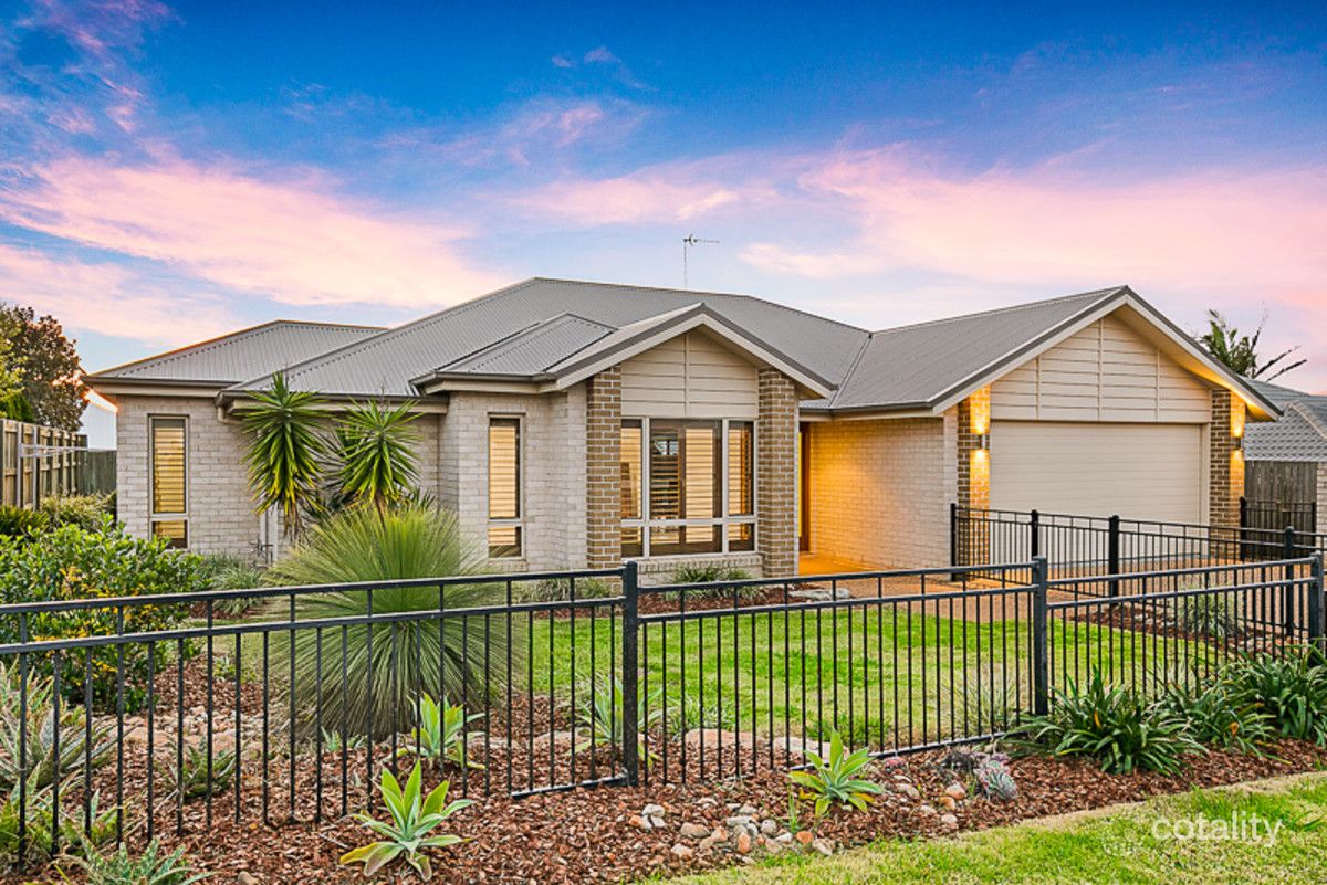 375 Mackenzie St, Middle Ridge, QLD 4350