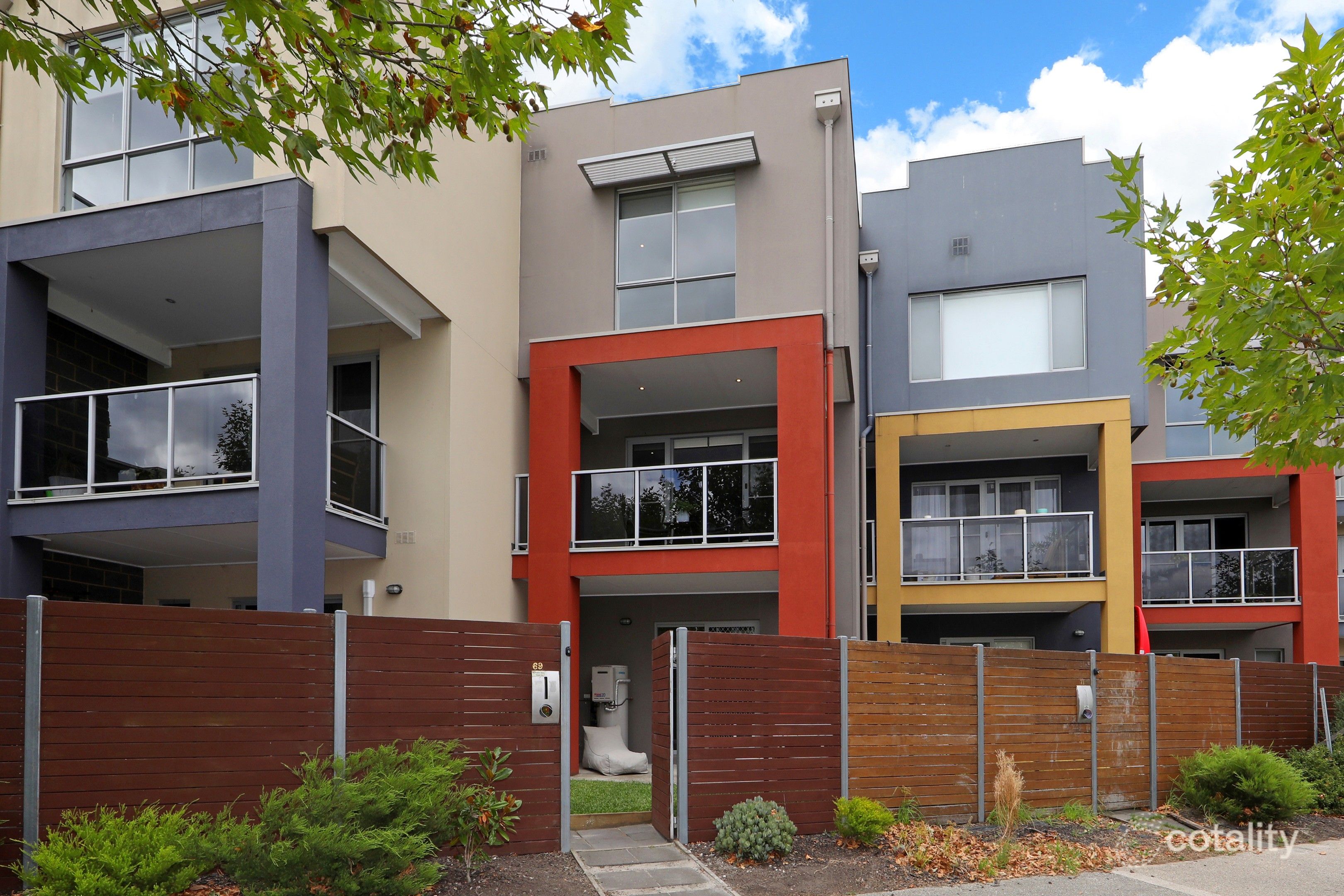 69 Lakeside Bvd, Pakenham, VIC 3810