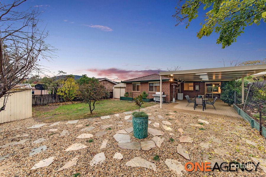 11 Moon Pl, Gordon, ACT 2906