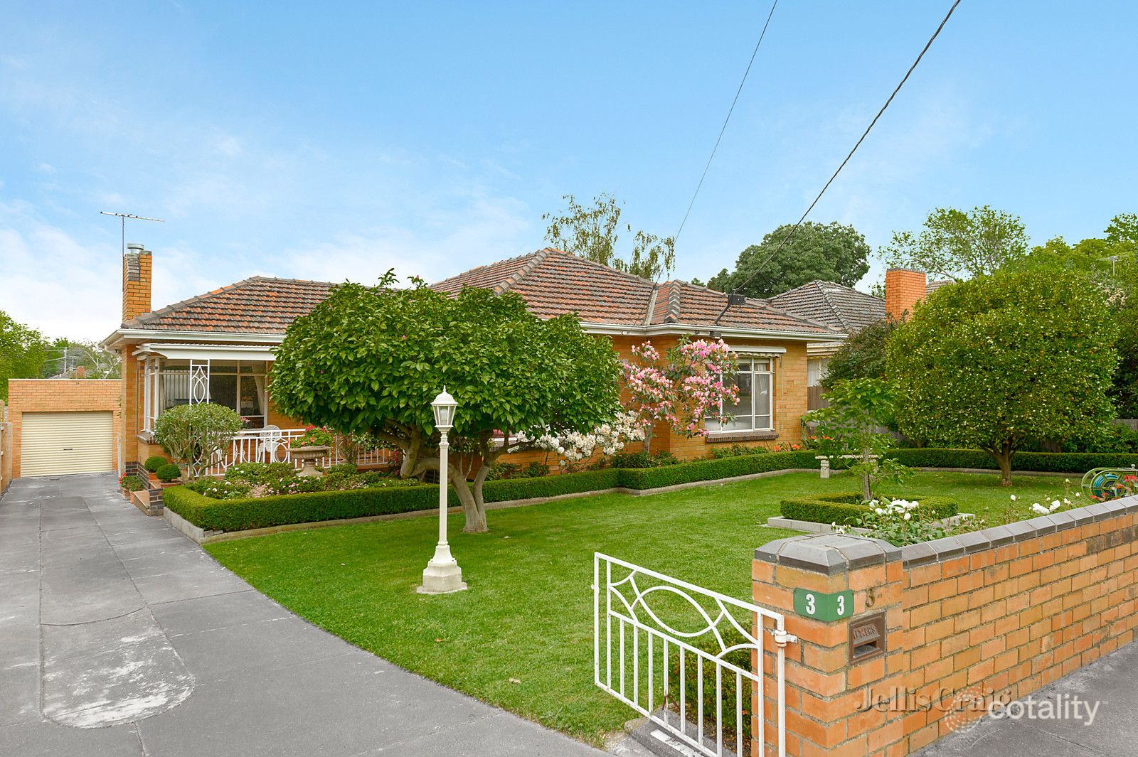 3 Murray Dr, Burwood, VIC 3125