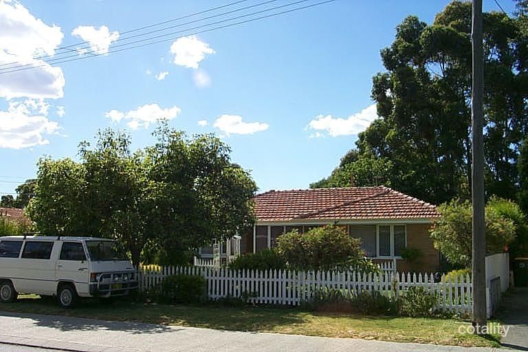 31 Mornington St, Armadale, WA 6112