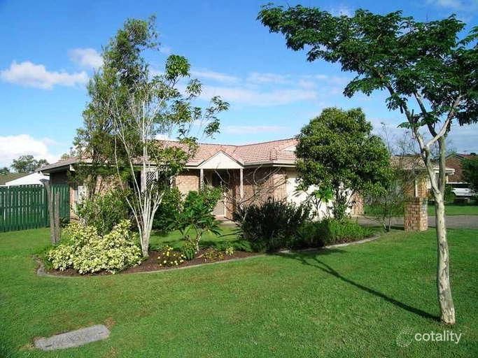 8 Paddies Cres, Crestmead, QLD 4132
