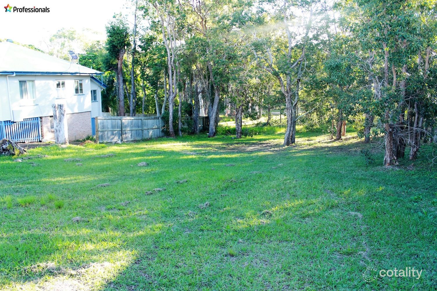 15 Michael St, Macleay Island, QLD 4184