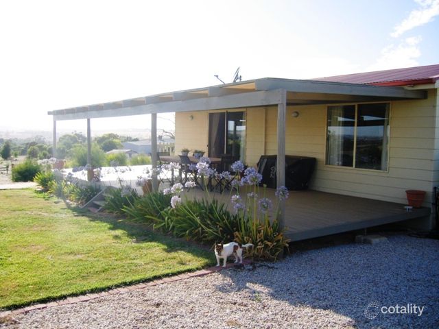 6 West St, Auburn, SA 5451