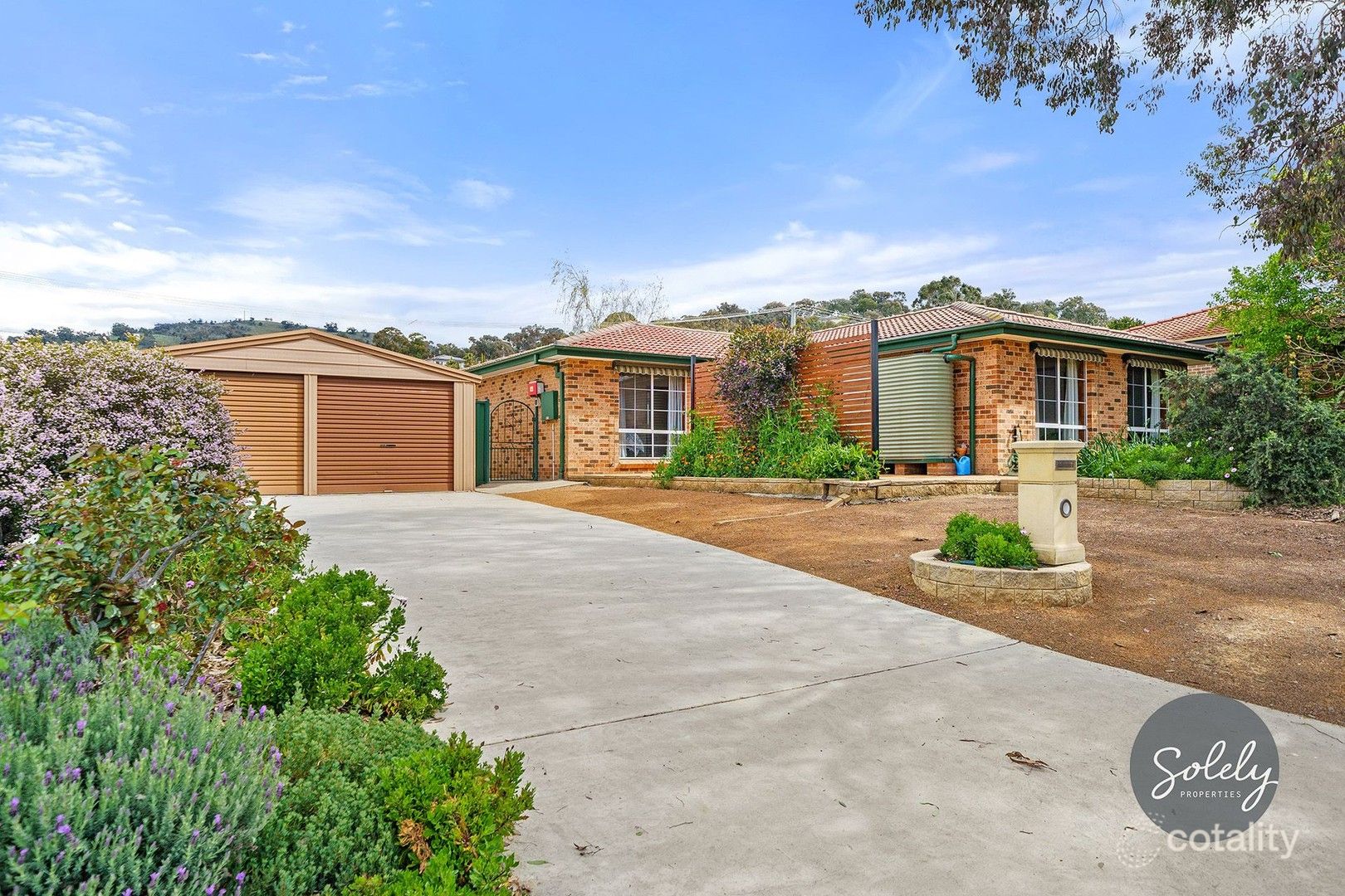 12 Benson Cres, Calwell, ACT 2905