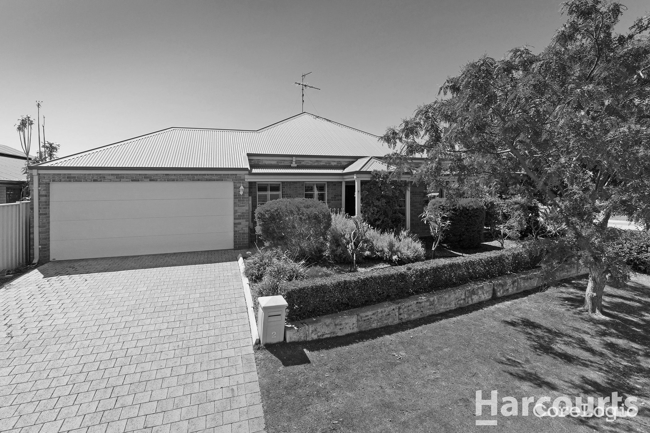 2 Duyfken Way, Dudley Park, WA 6210