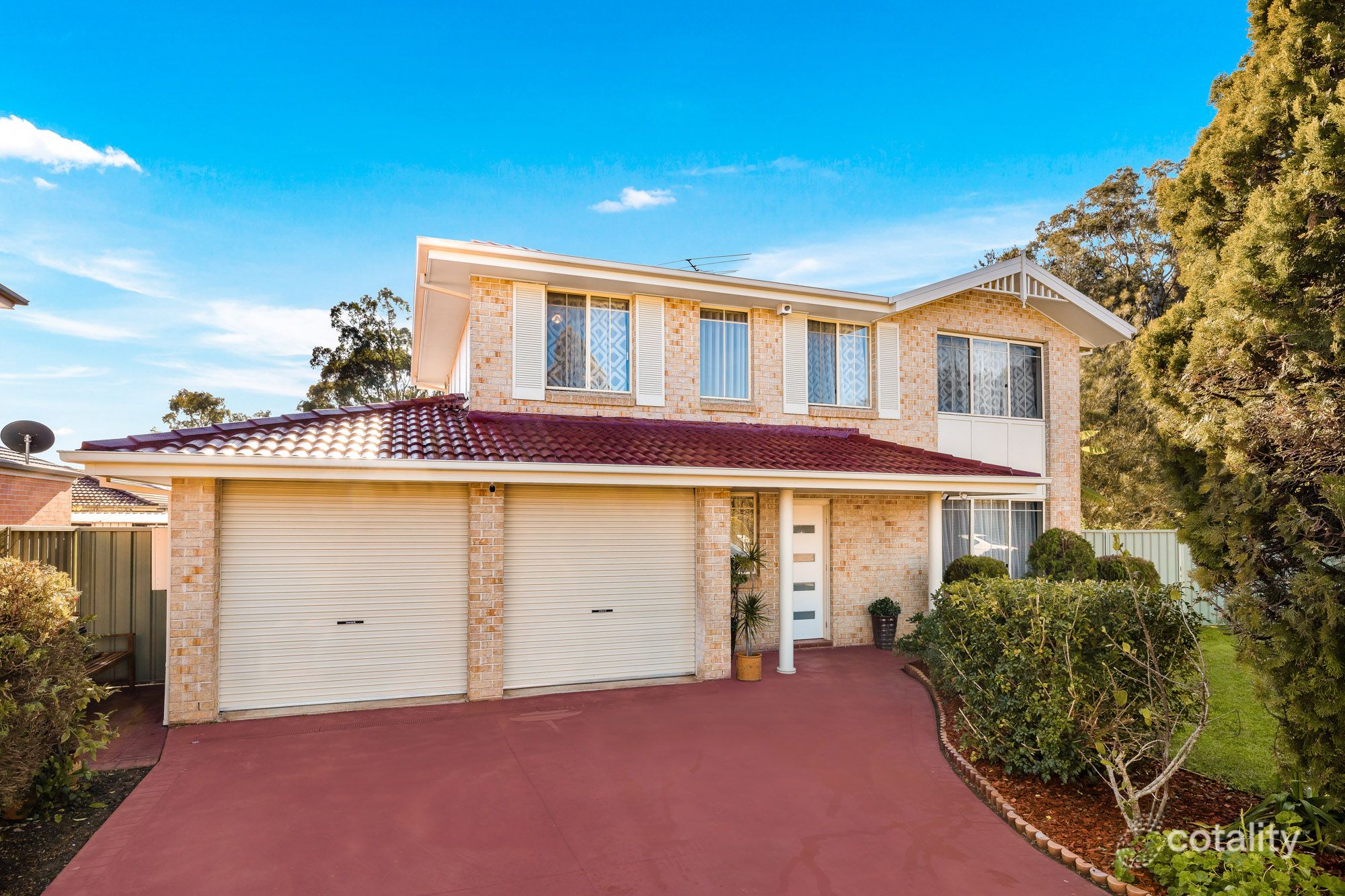 15 Merriwa Ave, Hoxton Park, NSW 2171
