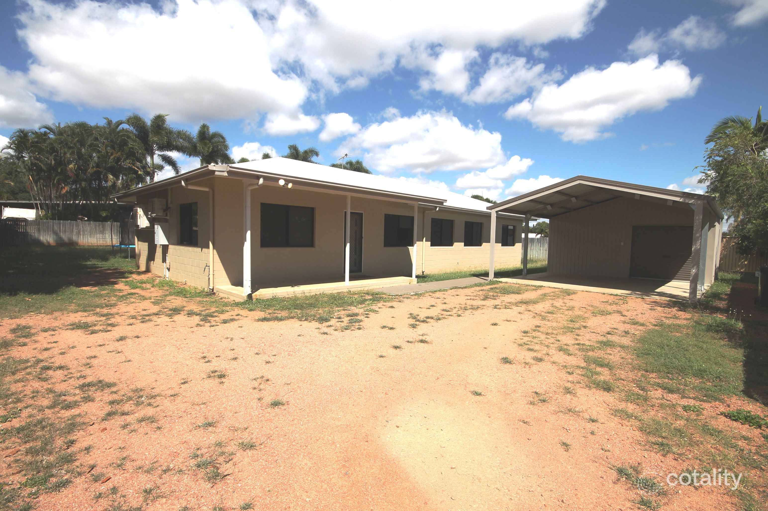 23 Hicks St, Richmond Hill, QLD 4820