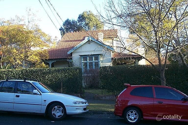 14 Lord St, Roseville, NSW 2069