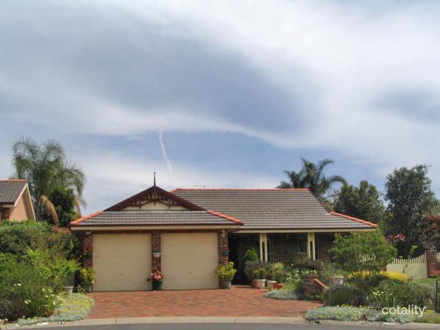 17 Minnek Cl, Glenmore Park, NSW 2745
