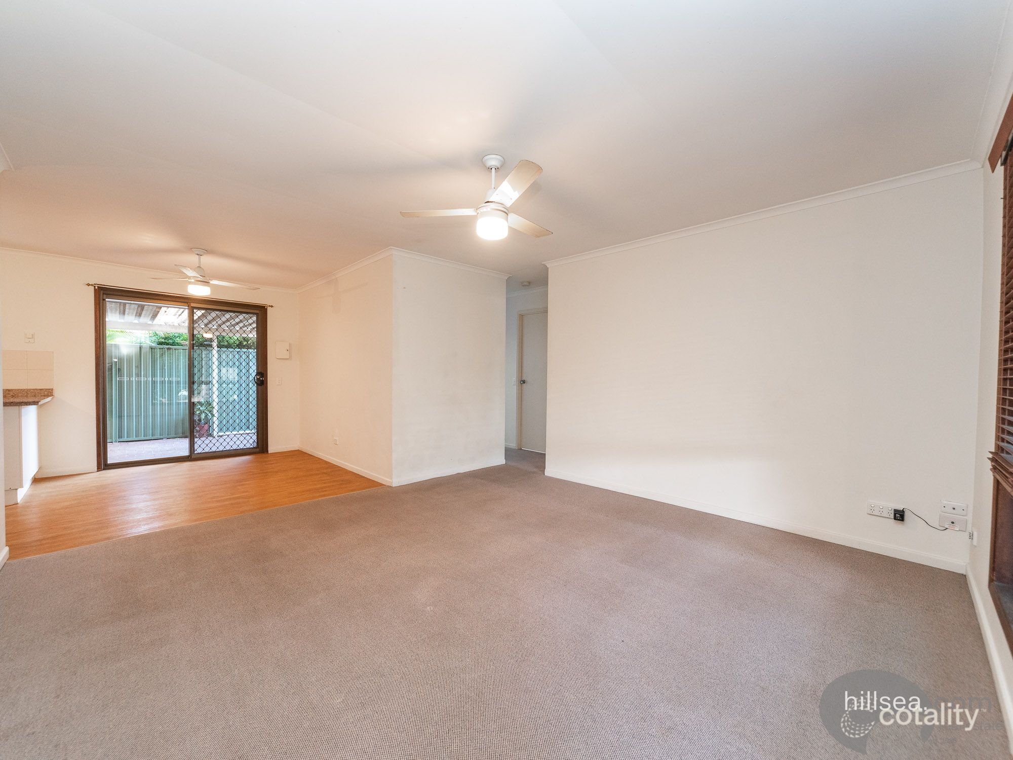 1/12 Telopea St, Labrador, QLD 4215