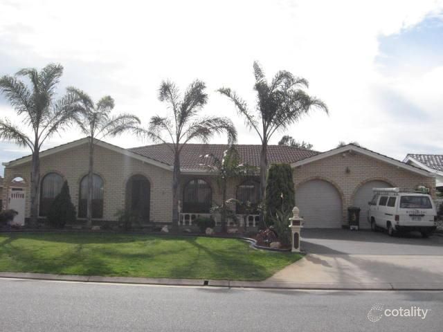 3 Woodlake Ave, West Lakes, SA 5021