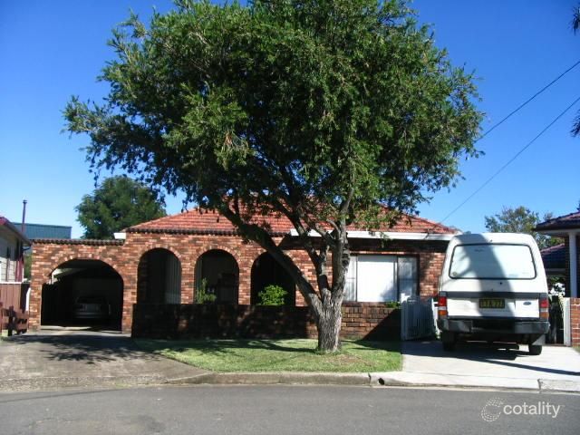34 Leigh Ave, Roselands, NSW 2196