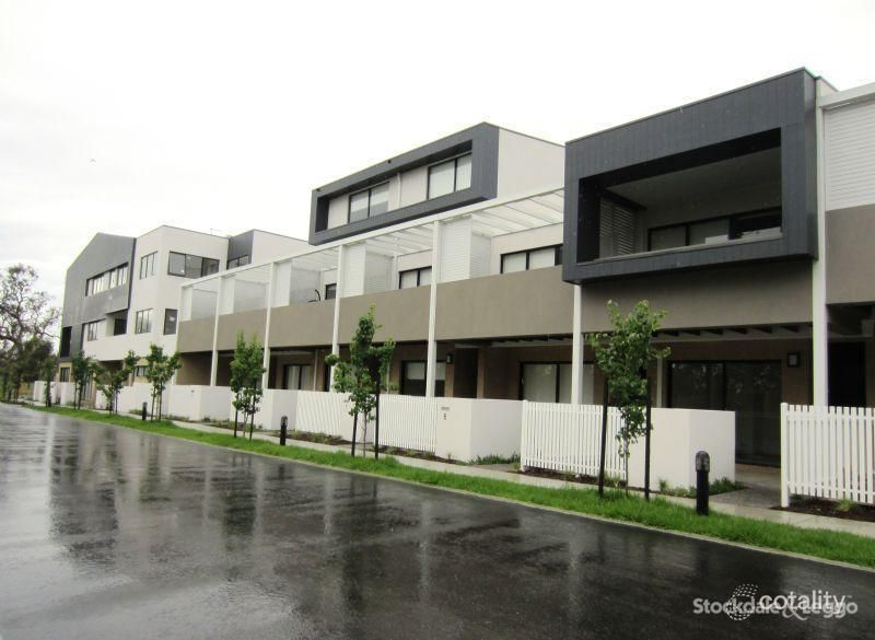 6 Gorman Dr, Mill Park, VIC 3082