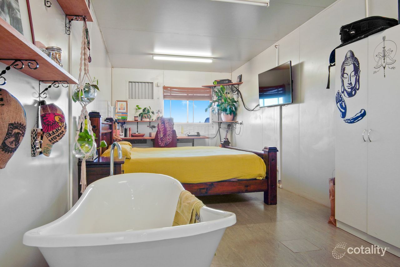 2449 Round Hill Rd, Round Hill, QLD 4677