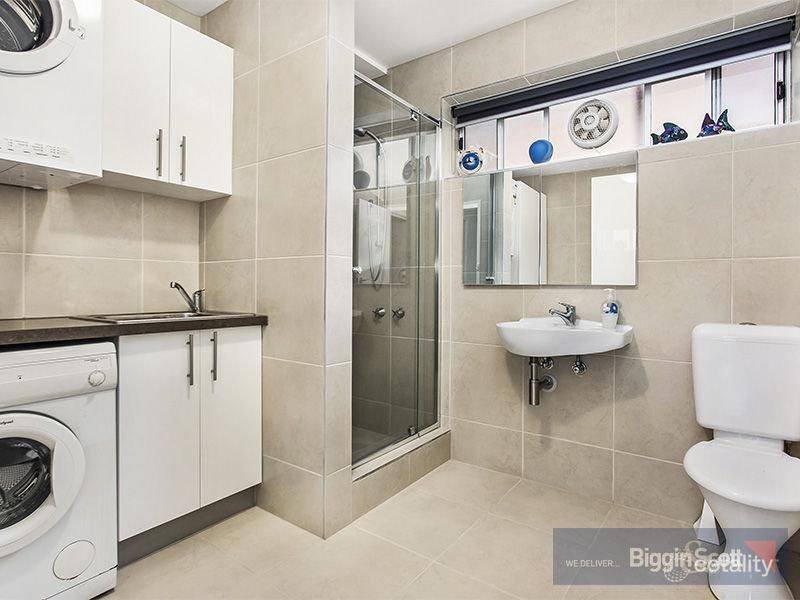 18/3 Lewis St, Kingsville, VIC 3012
