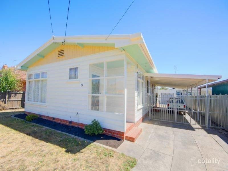 31 Hawthorn Gr, Wendouree, VIC 3355