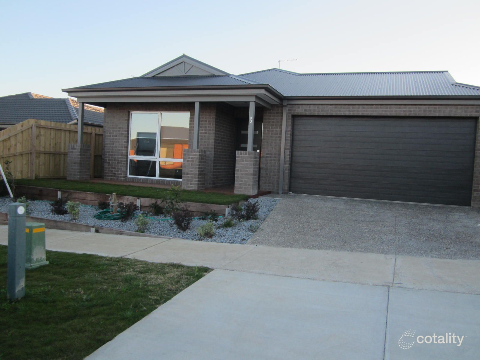 8 Bollinger St, Waurn Ponds, VIC 3216