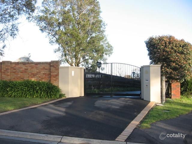 3a Caserta Dr, Berwick, VIC 3806
