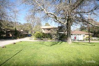 1284 Mountain Hwy, The Basin, VIC 3154