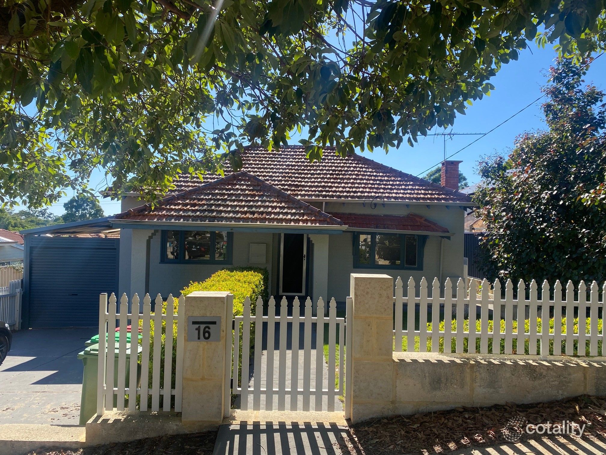 16 The Strand, Bayswater, WA 6053