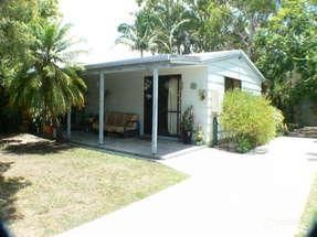 17 Kowonga St, Pacific Paradise, QLD 4564