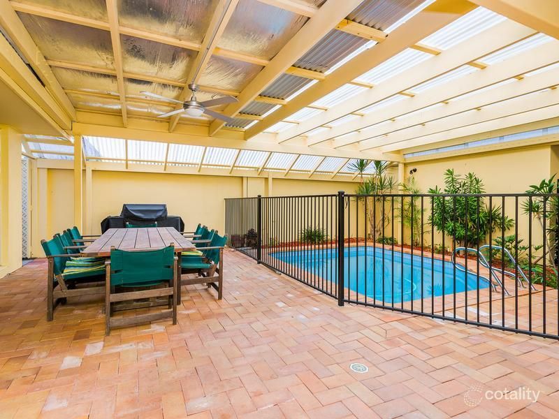 21 Killowill Ave, Paradise Point, QLD 4216
