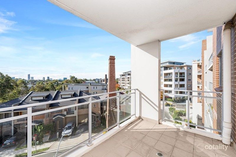 402b/42-50 Brickworks Dr, Holroyd, NSW 2142