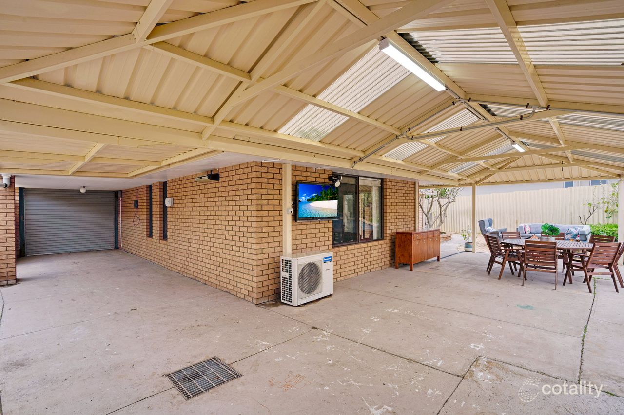 35 Tasman Rd, Beldon, WA 6027