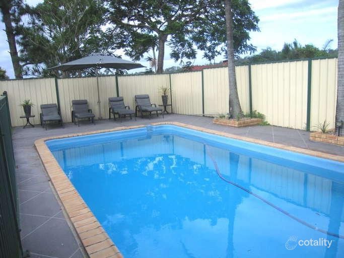 4 Burgallby Rd, Springwood, QLD 4127