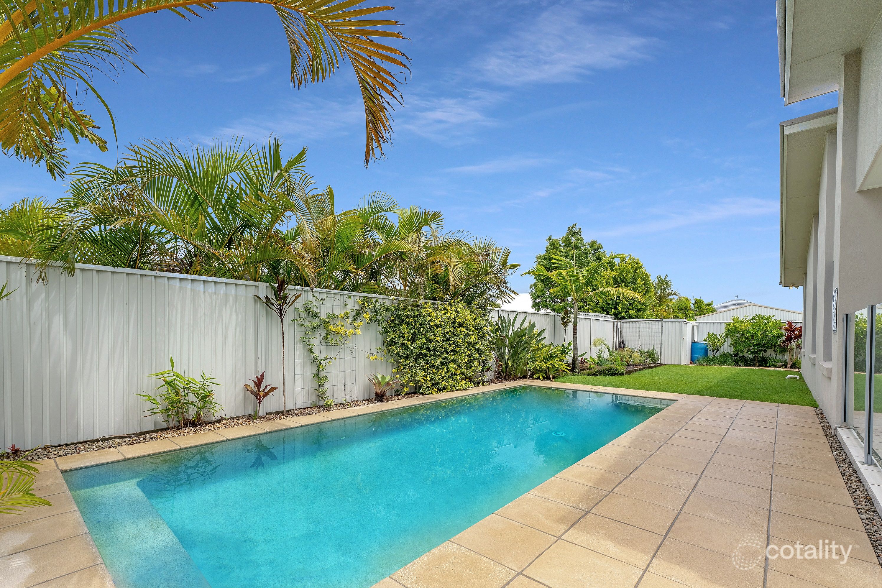16 Airlie Cres, Pelican Waters, QLD 4551