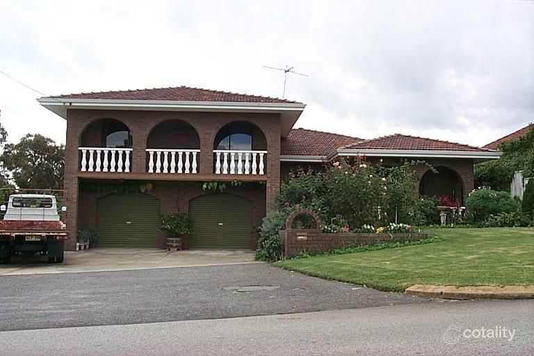 29 Andrews Rd, Wilson, WA 6107