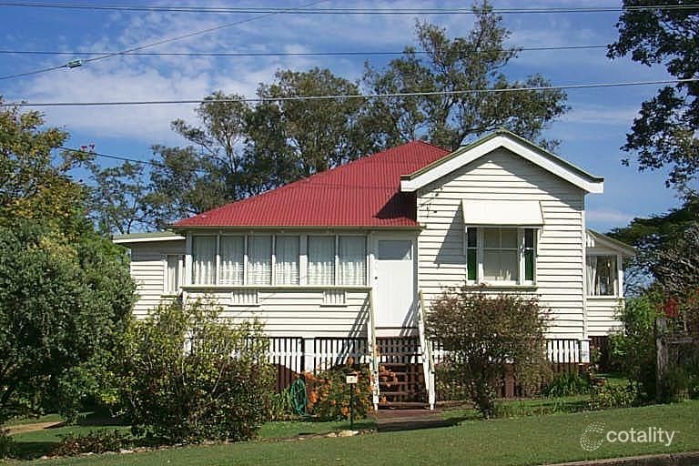 7 Instow St, Yeronga, QLD 4104