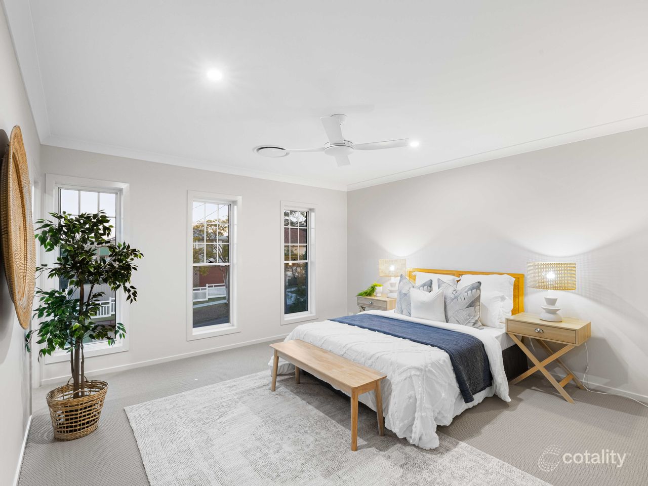 57 Dorothea St, Cannon Hill, QLD 4170