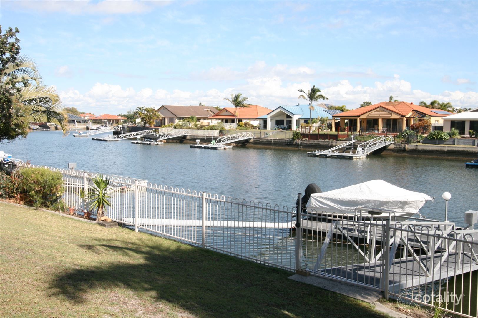 20 Topsail Cct, Banksia Beach, QLD 4507