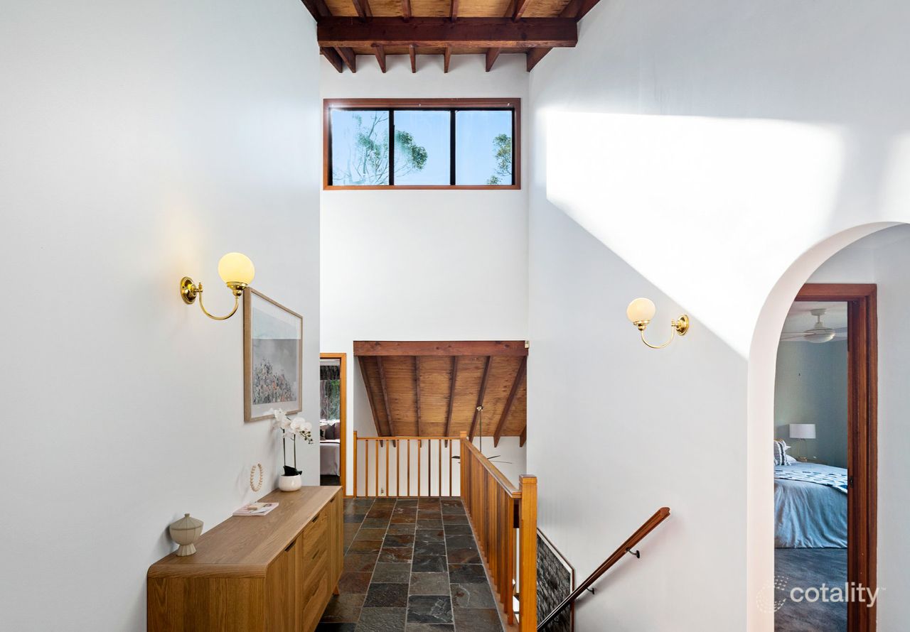 1 Cato Pl, Illawong, NSW 2234