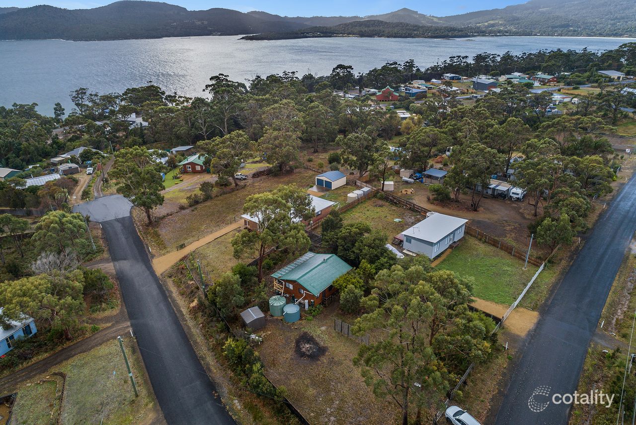 26 Fox Ave, White Beach, TAS 7184