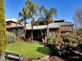 39 York Dr, Flagstaff Hill, SA 5159