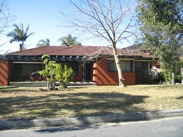 27 Metcalfe Ave, Moorebank, NSW 2170