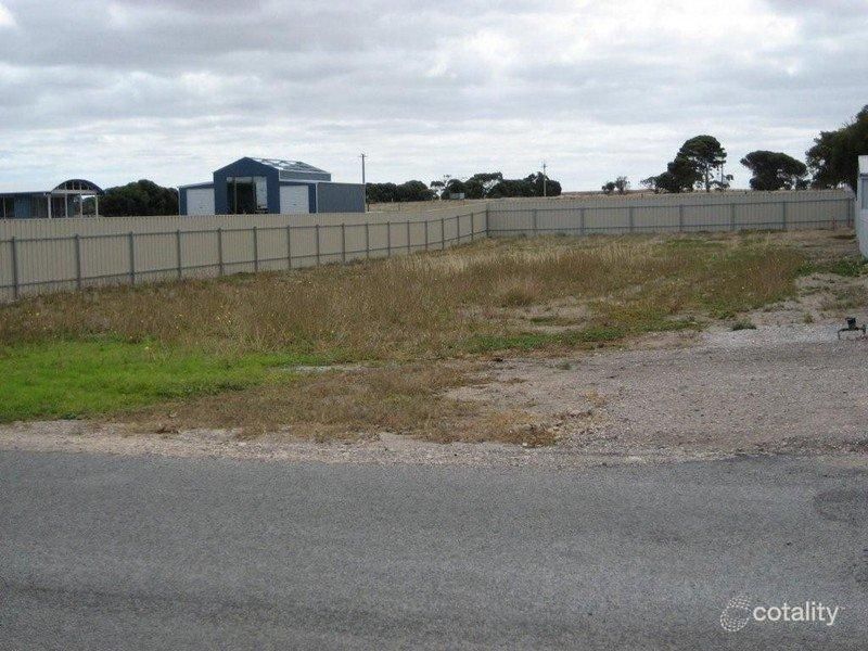 15 Giles East St, Coobowie, SA 5583