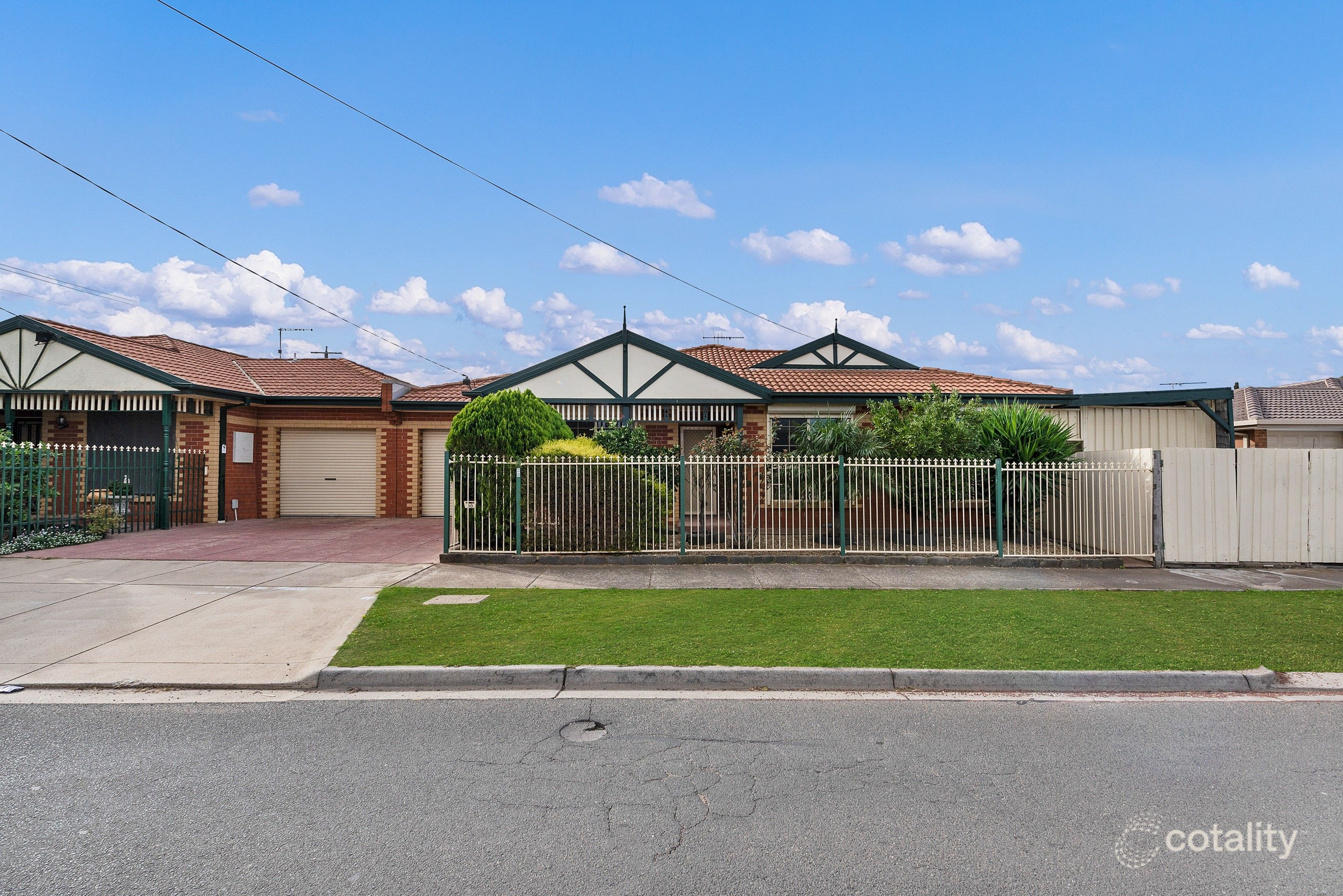 30 Quinn St, Deer Park, VIC 3023