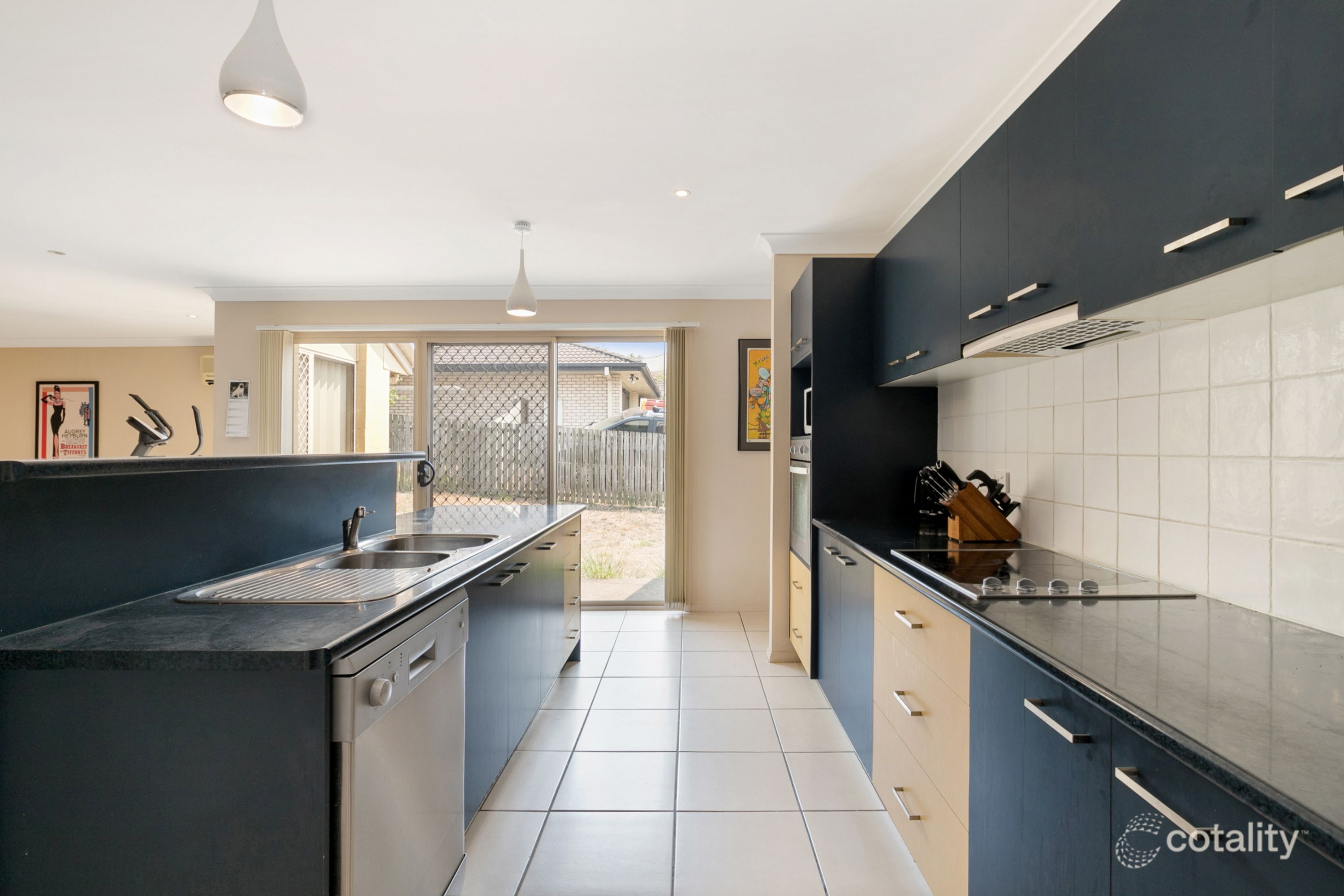 19 Tulipwood Pl, Moggill, QLD 4070