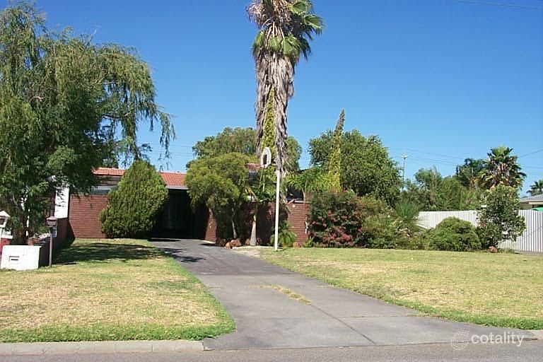 9 Seale St, Beckenham, WA 6107