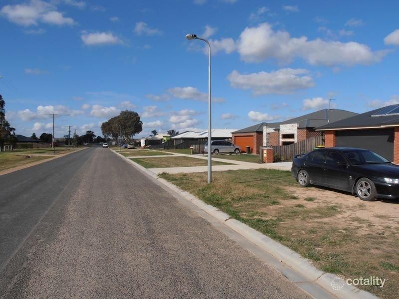 14 Killeen St, Stratford, VIC 3862