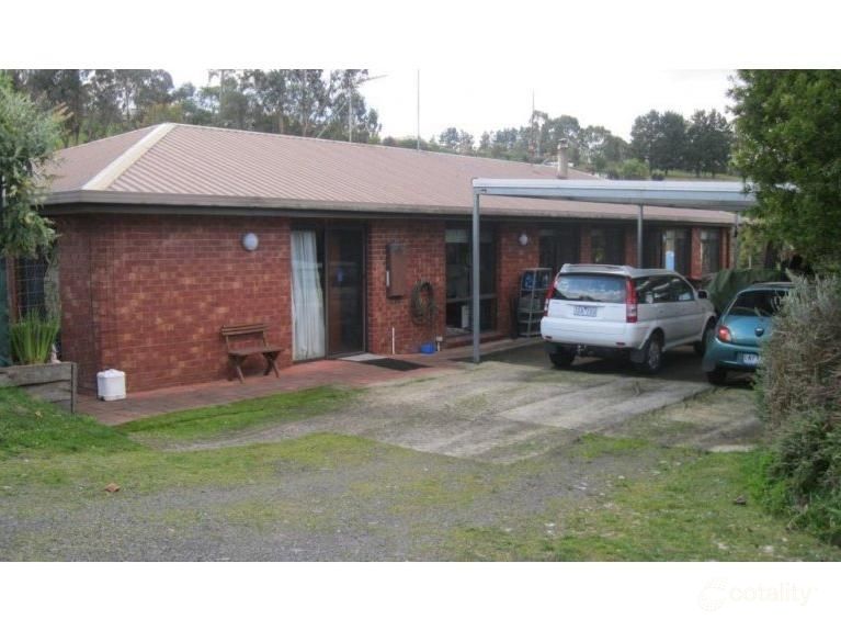 15 Yasmin Dr, Hernes Oak, VIC 3825